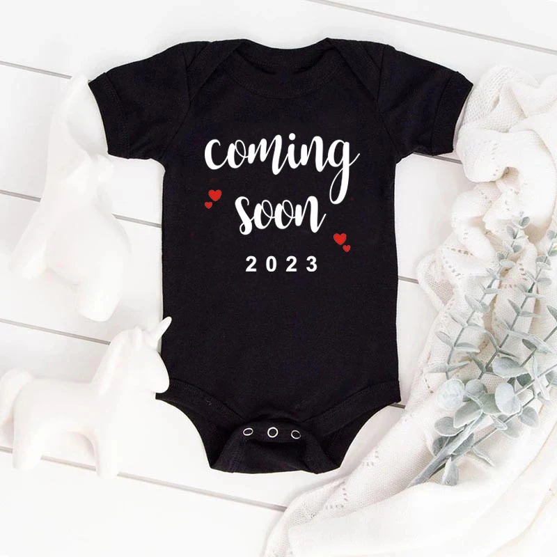 Baby Announcement Coming Soon 2023 Baby Bodysuits Summer Boys Girls Romper Newborn Body Pregnancy Reveal Clothes