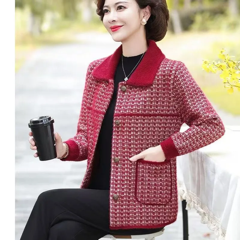 2025 Autumn Winter New Women's Middle-aged Old-aged Coat Short Jacket With Foreign Style Noble Female Cardigan Overcoat