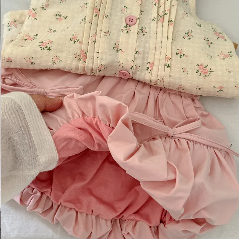 Pantaloni per bambini pantaloncini per ragazze estate nuovi vestiti per bambini pantaloni con boccioli di fiori nodo con fiocco allentato elastico