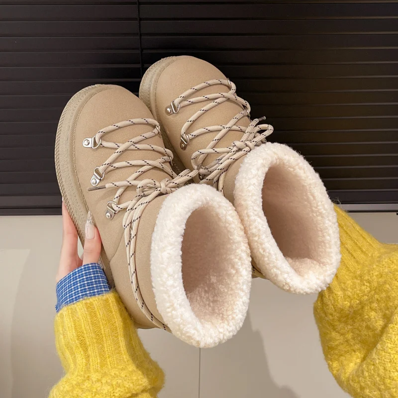 

2025 Winter New Grape Mom Style Warm Lamb Wool Cotton Shoes with Lace-up Design Round Toe Snow Boots Women's Short Boots