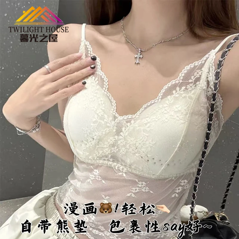 

Летний кружевной бюстгальтер YUQI 2025 — регулируемый топ с лямкой на шее для женщин, встроенные подушечки и дизайн с бретелями на спине, комфортный бюстгальтер молочно-белого цвета