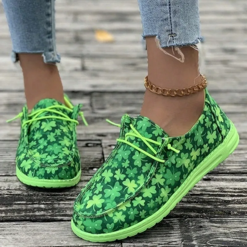 2025 Fashion Women Sneakers New Slip on Plus Size Ladies Vulcanize Shoes Women Casual Flat Trend Loafers Women Zapatos De Mujer