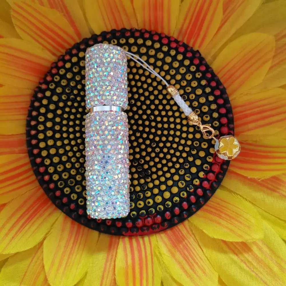 Botella pulverizadora de Perfume portátil de 5ml, Mini subembotellado de viaje a prueba de fugas con diamantes de imitación, atomizador vacío, pulverizador recargable