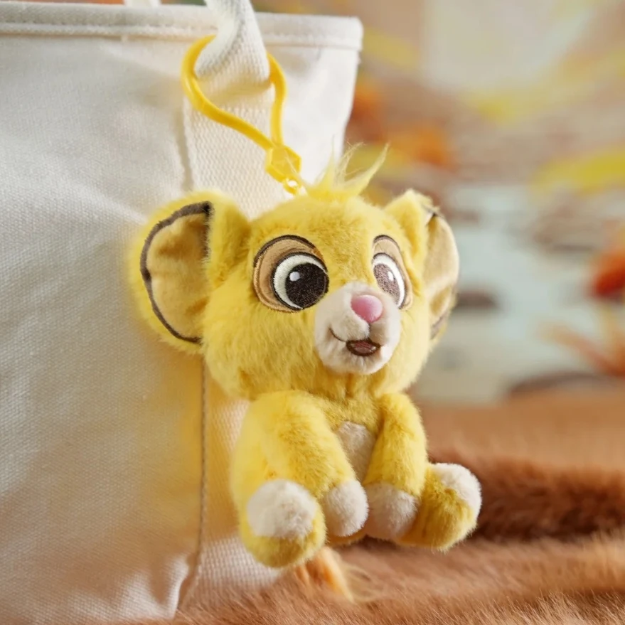 Disney Il Re Leone bambino Simba peluche ciondolo giocattoli Anime carino portachiavi per auto ciondolo zaino moda regalo di compleanno Kawaii