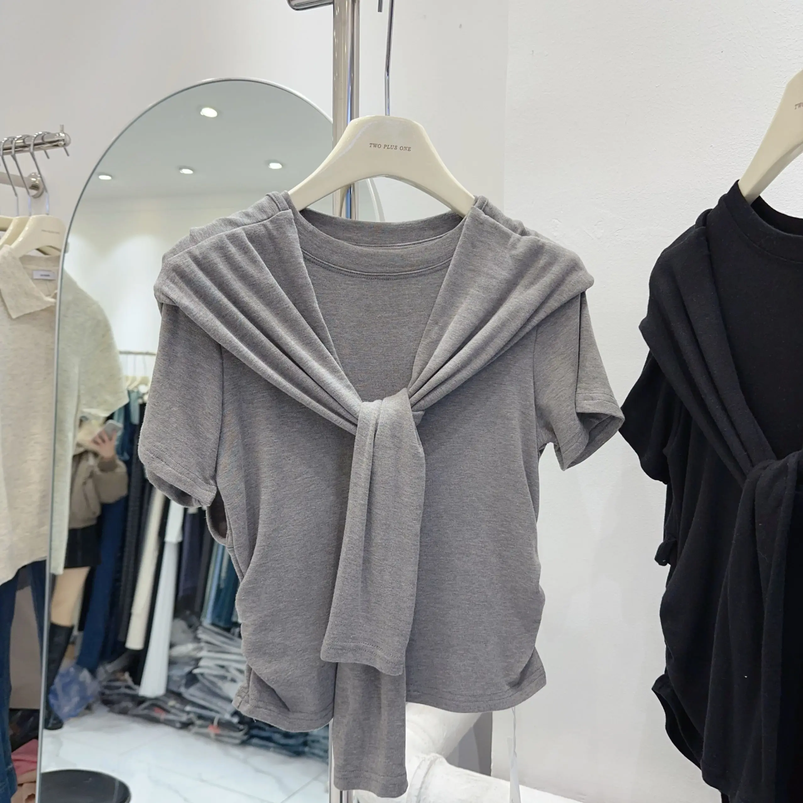 Design-sensual Niche Shawl Fake Two-piece T-shirt Women's Short-sleeved Top Age-reducing Solid Color Short Top
