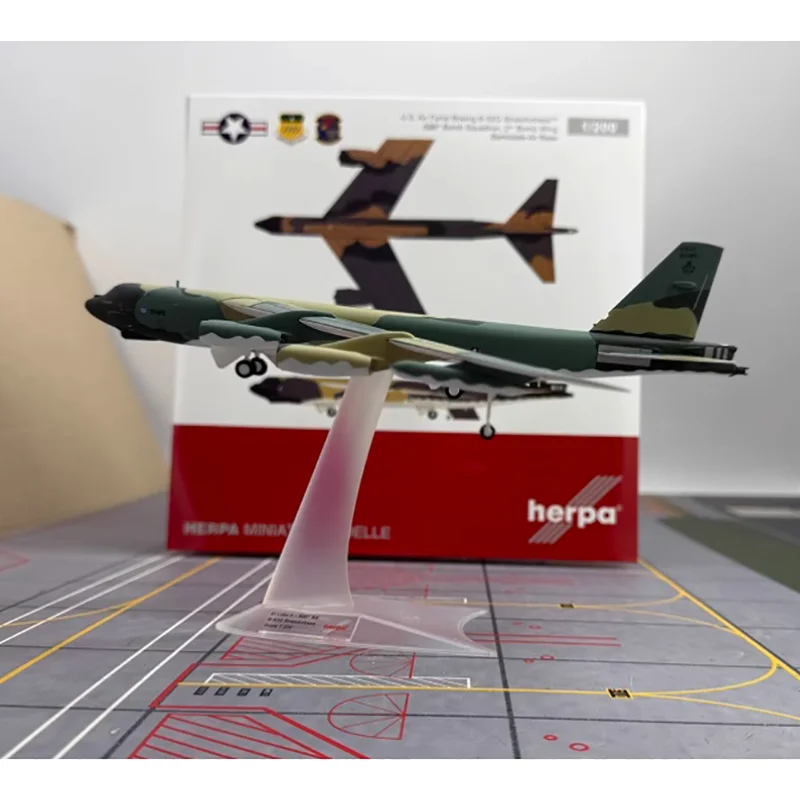 

Herpa литой под давлением масштаб 1/200 58-0185 США ВВС B-52G модель бомбардировщика из сплава B52G коллекция декорированный дисплей подарок