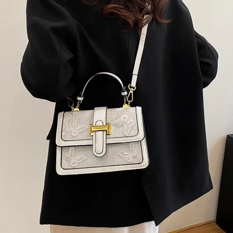 

Classic Design Shoulder Bag For Women Timeless Underarm Bag That Never Goes Out Of Style For Years To Come