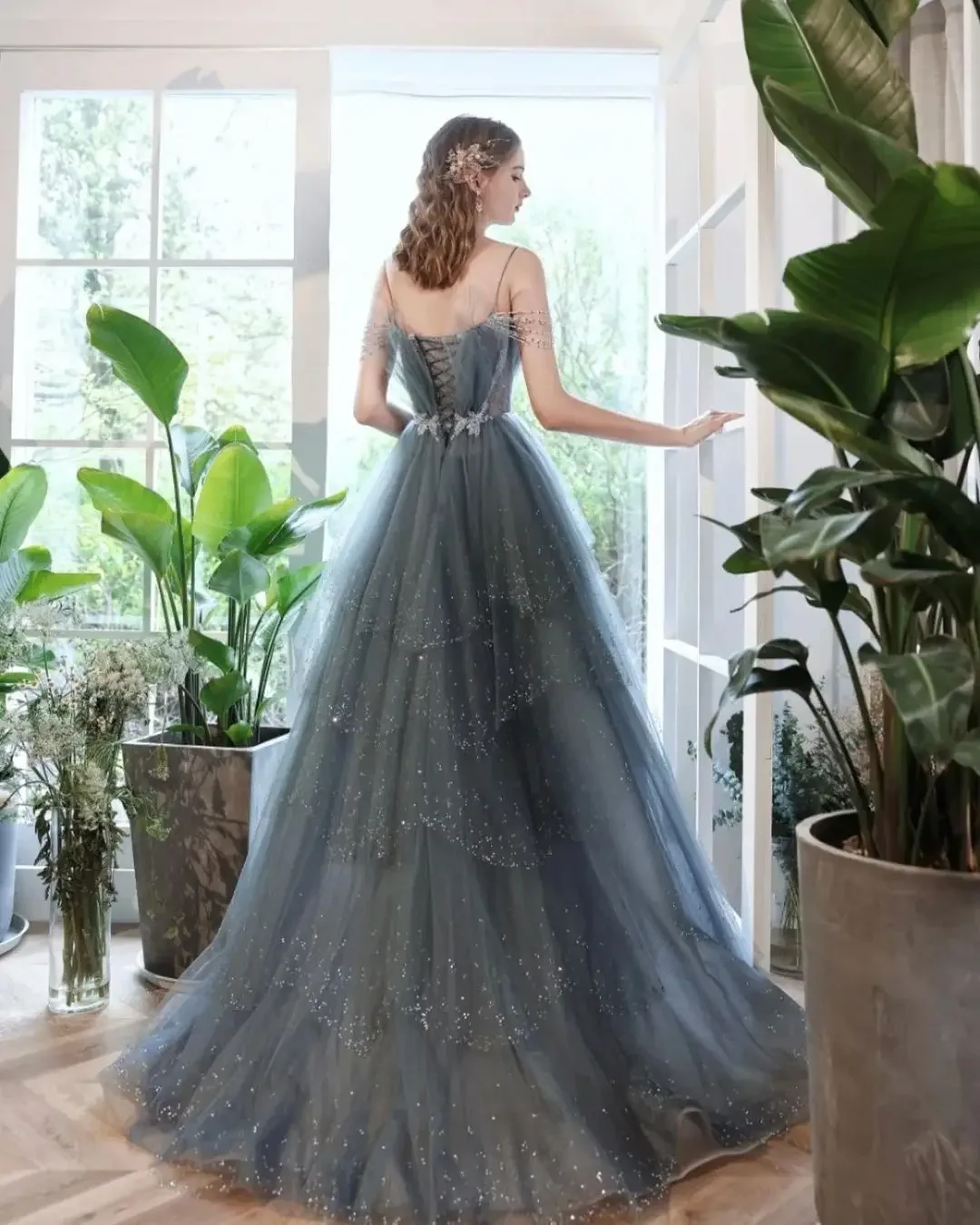 Spaghetti Straps Sweetheart 3D Flowers Sequin Long Party Evening Dresses Sparkly Dusty Blue Tulle Layered Skirt Prom Dresses