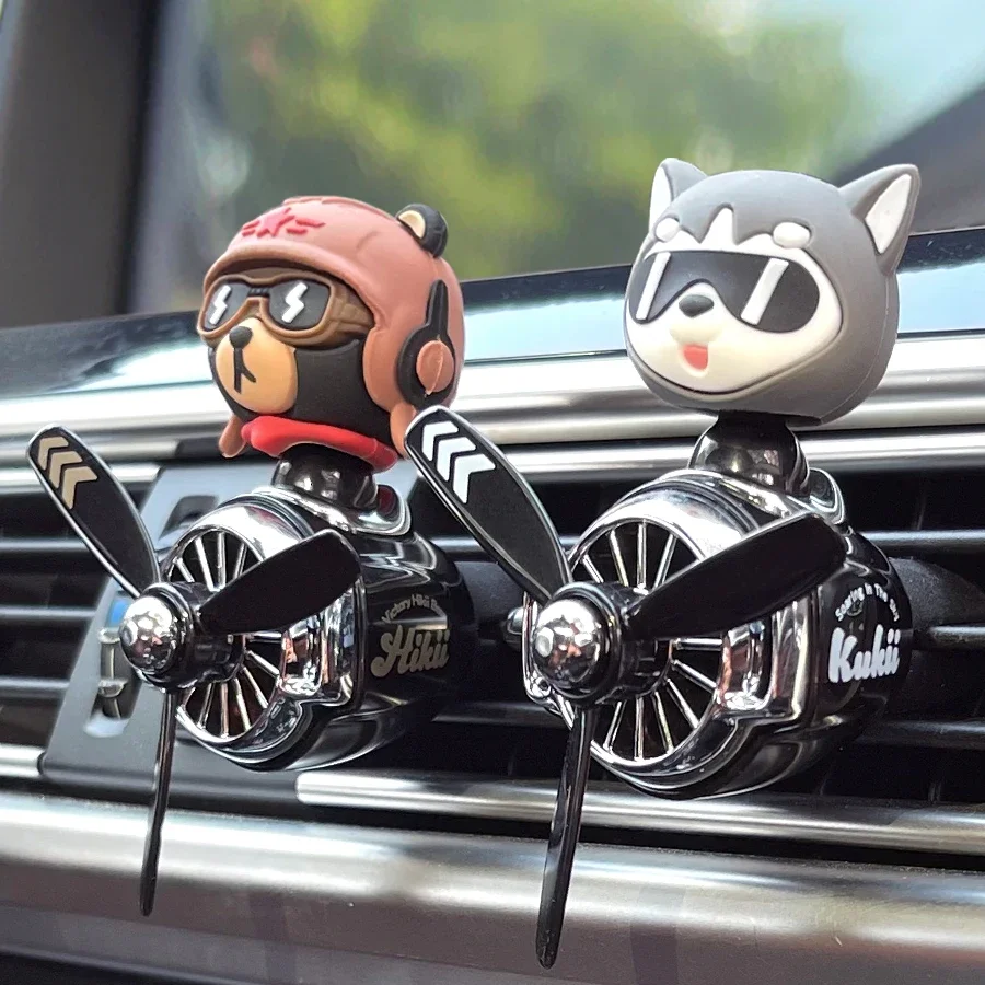 

Новая автомобильная ароматерапия, маленький самолет, черный медведь, покачись головой, воздуховыпускное отверстие, ароматерапия, автомобильные духи, вращающийся ароматизатор для автомобиля.