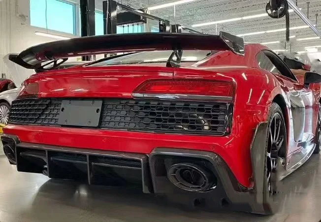 Performance Style Boot Spoiler For 2019 to 2023 R8 Modified Dry Carbon Fiber Material R8 High Foot Tail Wing Bracket