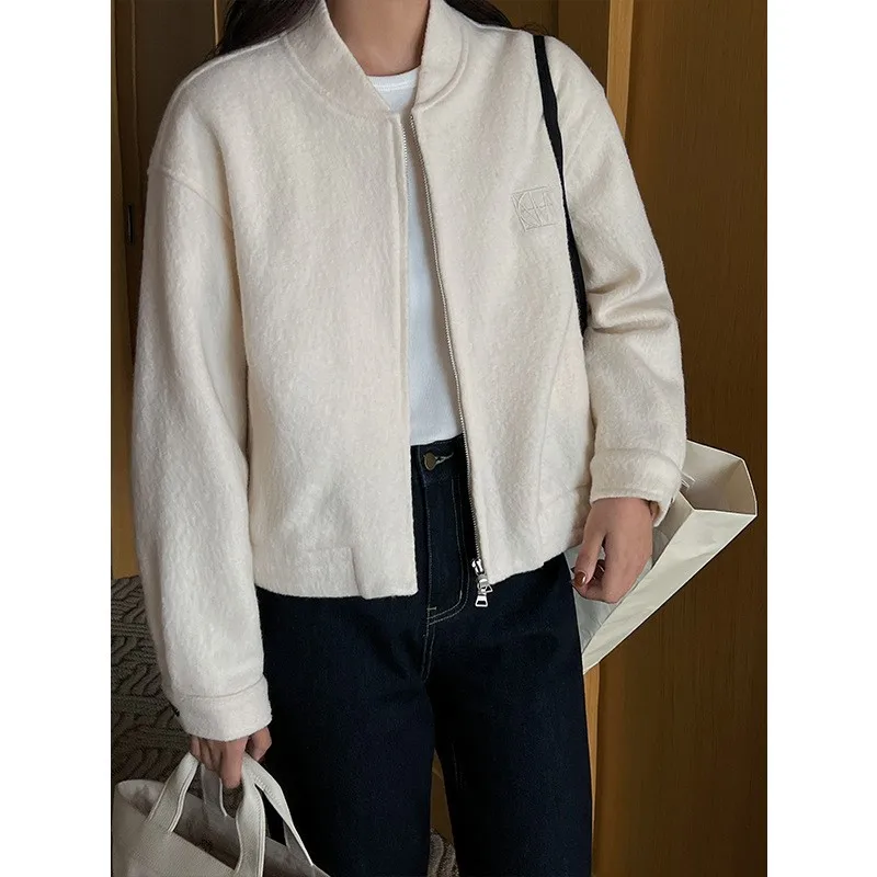 

2022 Warm Autumn And Winter New Korean Version Simple Fashion Design Loop Wool Stand Collar Coat for Women