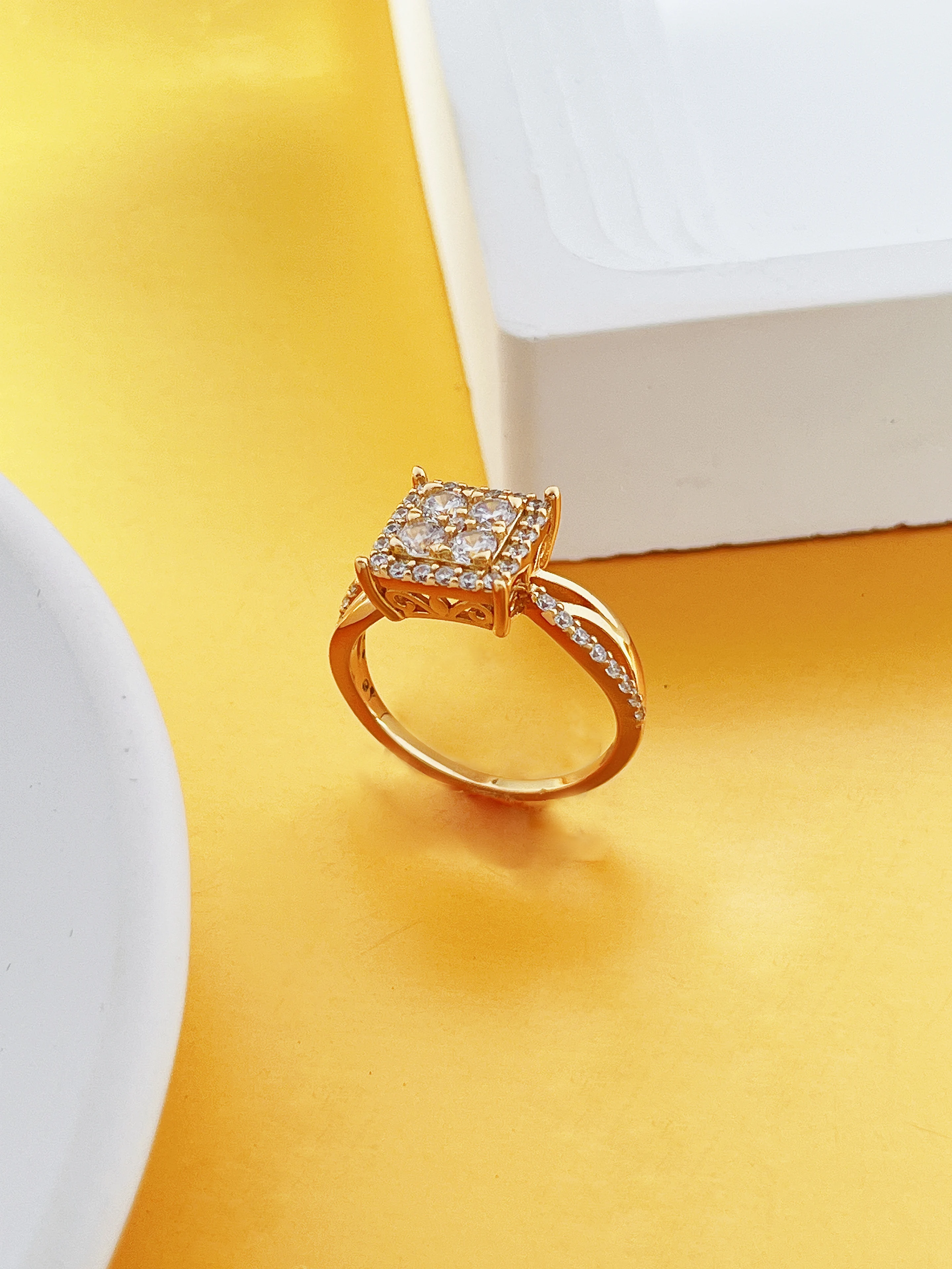 تصميم جديد عبر الحدود، مجموعة مربعة بسيطة هندسية، خاتم زركونيا يوميًا، نماذج مجوهرات متعددة الاستخدامات