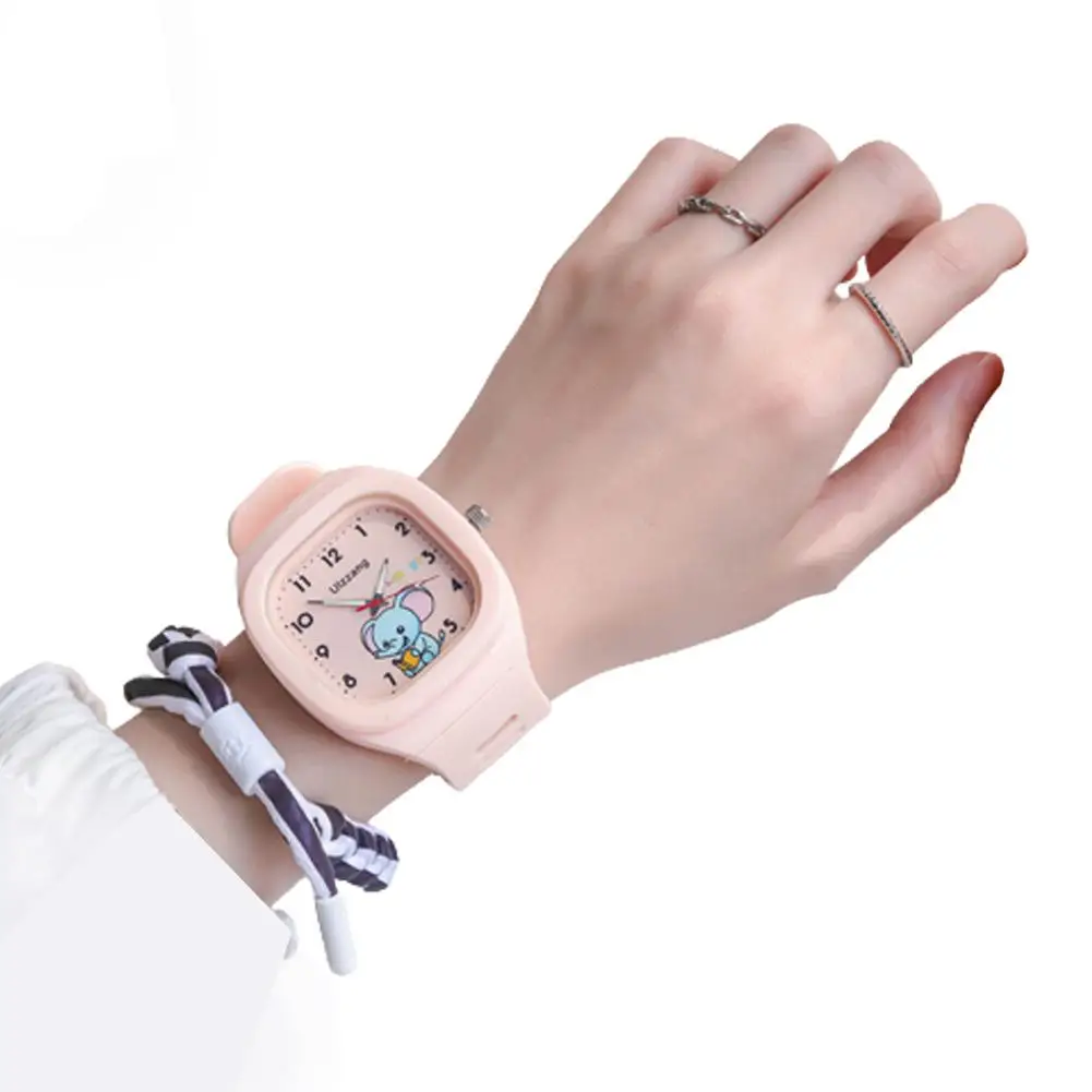 Cute Square Watch Women Casual Sport White Watches Quartz Silicone Wristwatches Watch Gilrs Band Ladies Students U5Z2