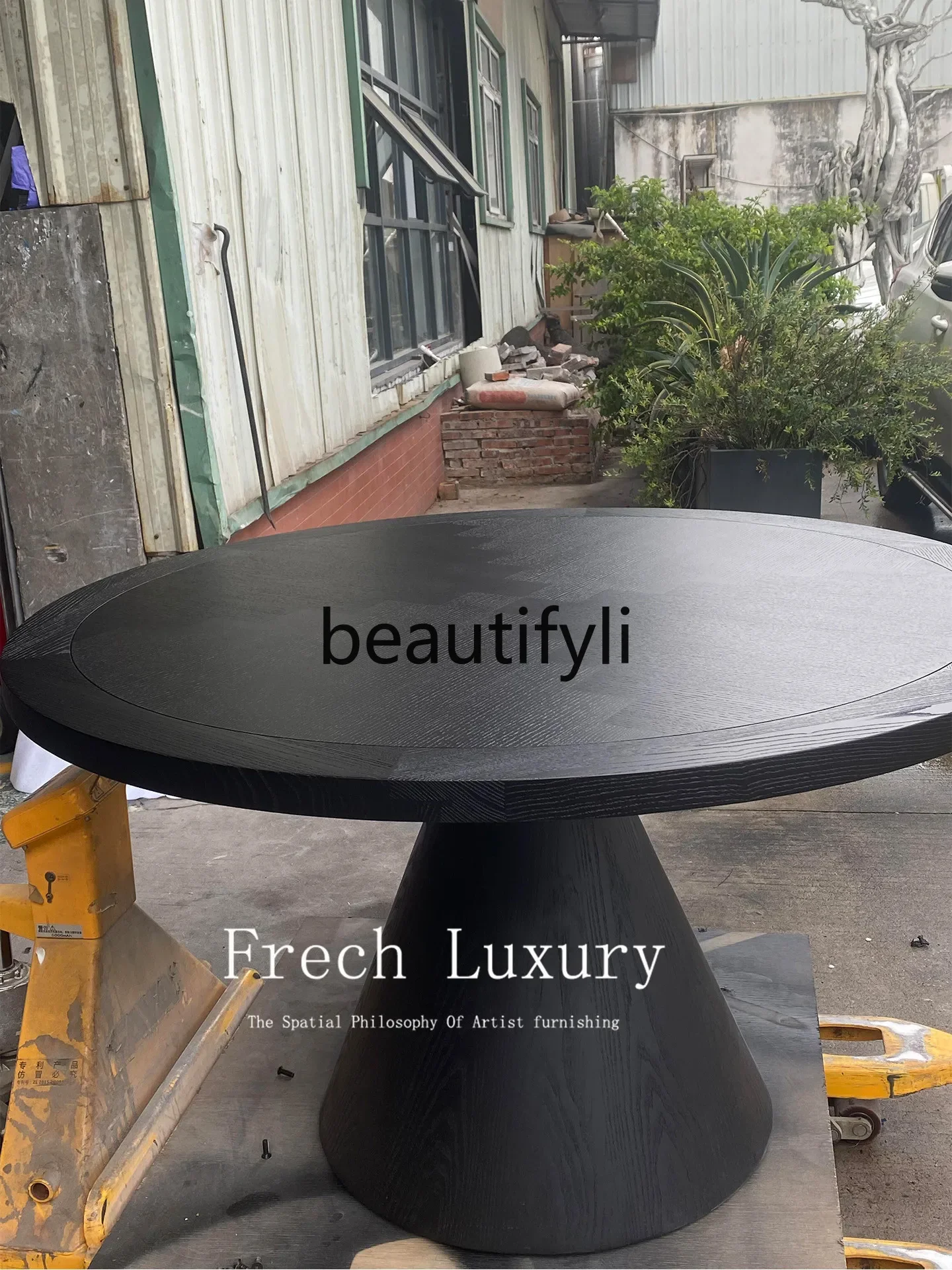 

Asmt56 Medieval style designer black retro solid wood round dining table minimalist high-end small apartment dining table