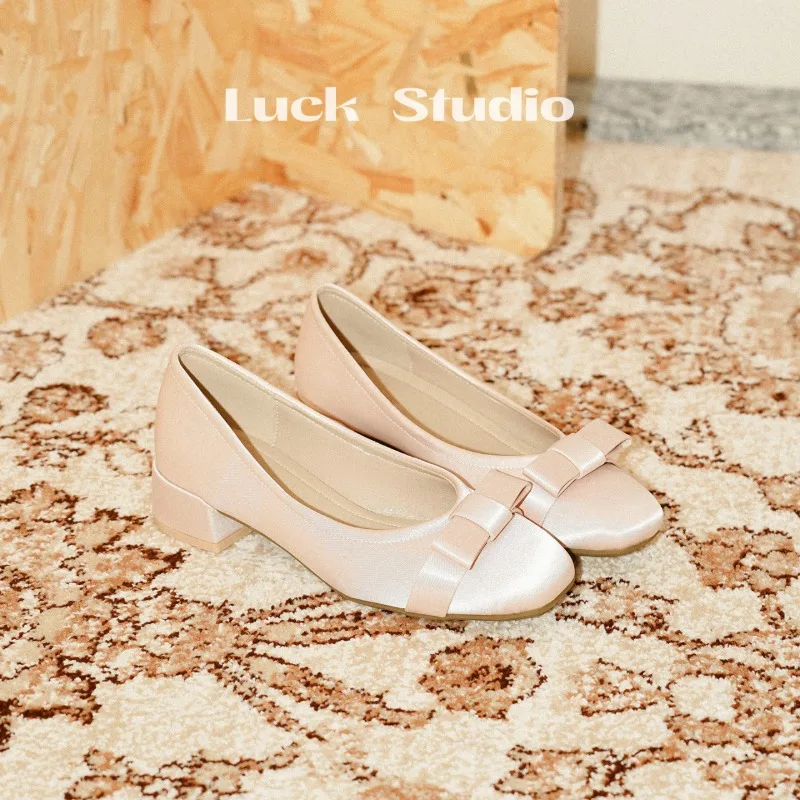 Flat Shoes for Women Spring  Autumn 2026 New Square Toe Silk Shallow Bow  Scoop Shoes Large Size