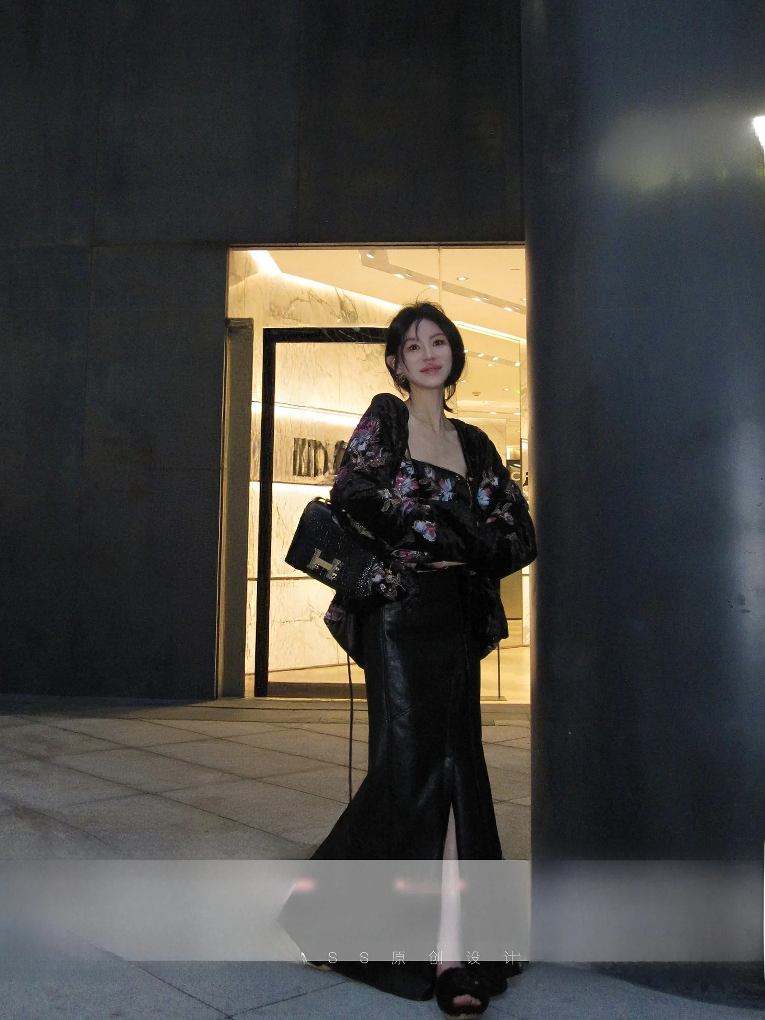 

Moss Studio tle Foggy Metal Wire PU Leather Long Tail f Skirt Women's mid Waist French Sle Ci Commute Stand Fit