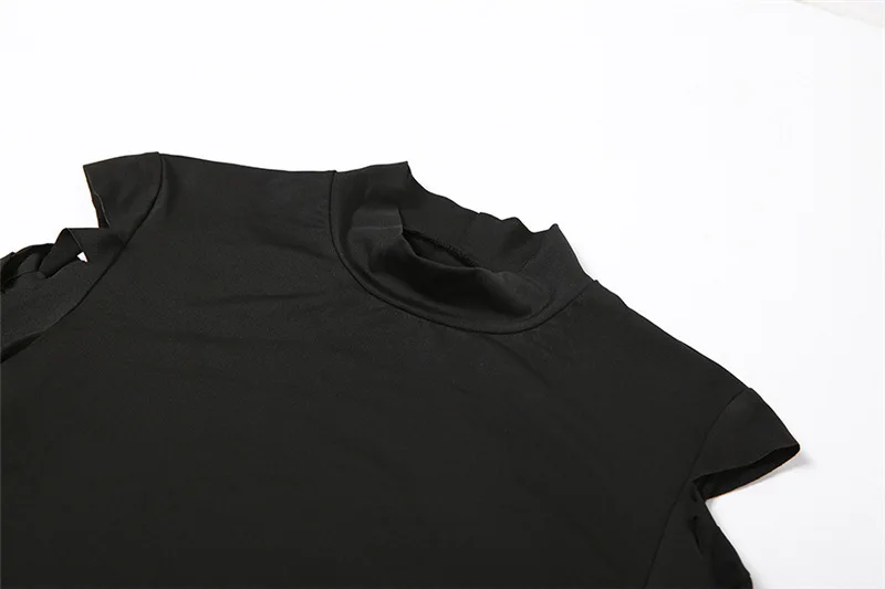 New autumn women's fashion round-neck long-sleeved hollowed-out T-shirt and a slimming, hip-hugging skirt set