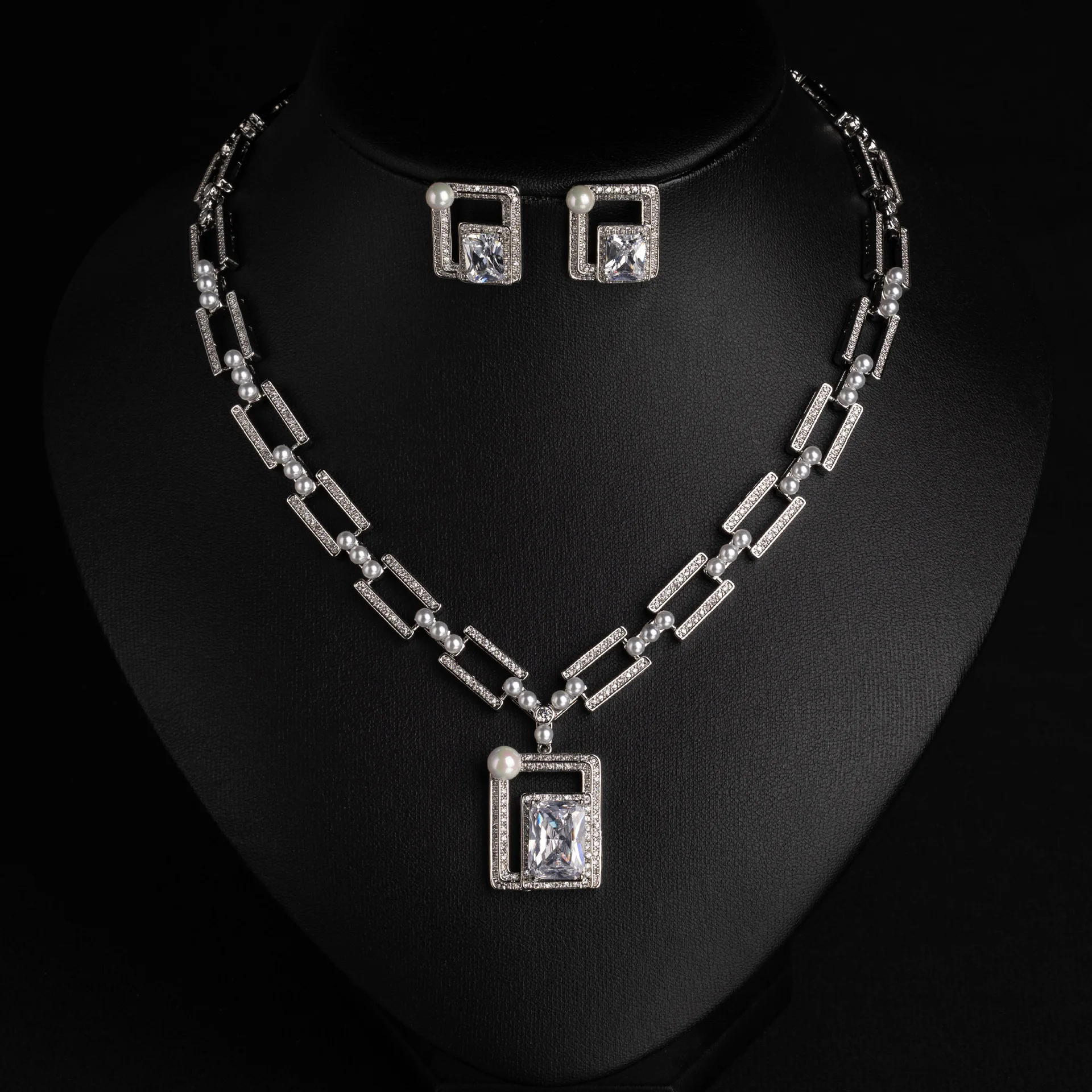 Luxury Fashion Square Design Zircon Necklace and Earrings Jewelry Set for Women, Classic Versatile Wedding Jewelry Gifts