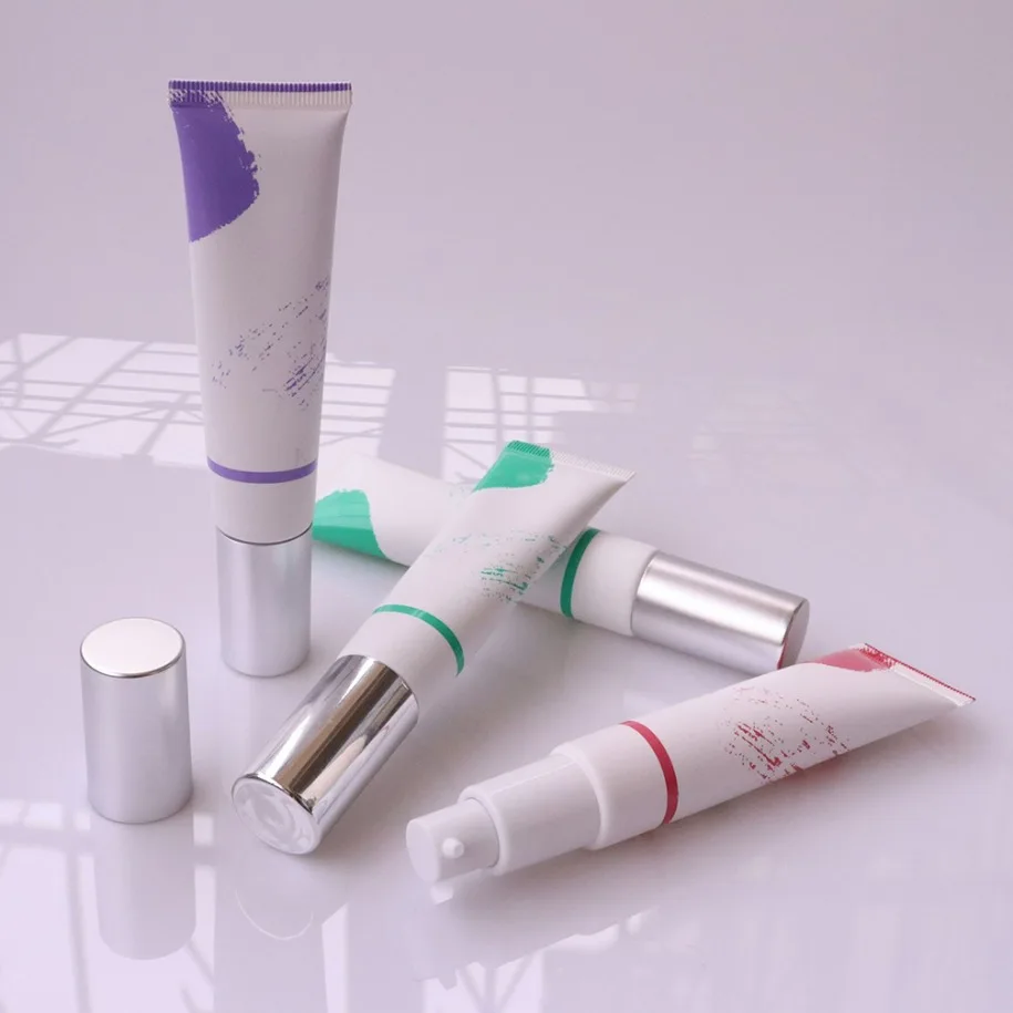 プライベートラベルビーガン30mlチューブファンデーションロングラスティングオイルコントロールマット軽量コンシーラー卸売メイクアップカスタムロゴ