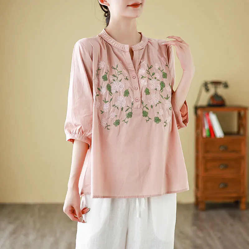 

High-End plus Size Women's Summer New Style Doll Shirt V-Neck Embroidered Cotton Linen Base Tee Women's Fashion Artistic Comm...