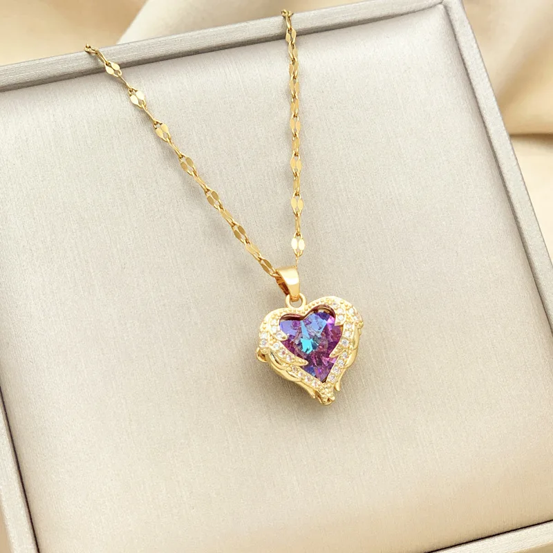 Colorful Ocean: Zircon Heart Wings Surrounding Pendant Necklace Exquisite Engagement Wedding Jewelry Gift Jewelry for Girlfriend