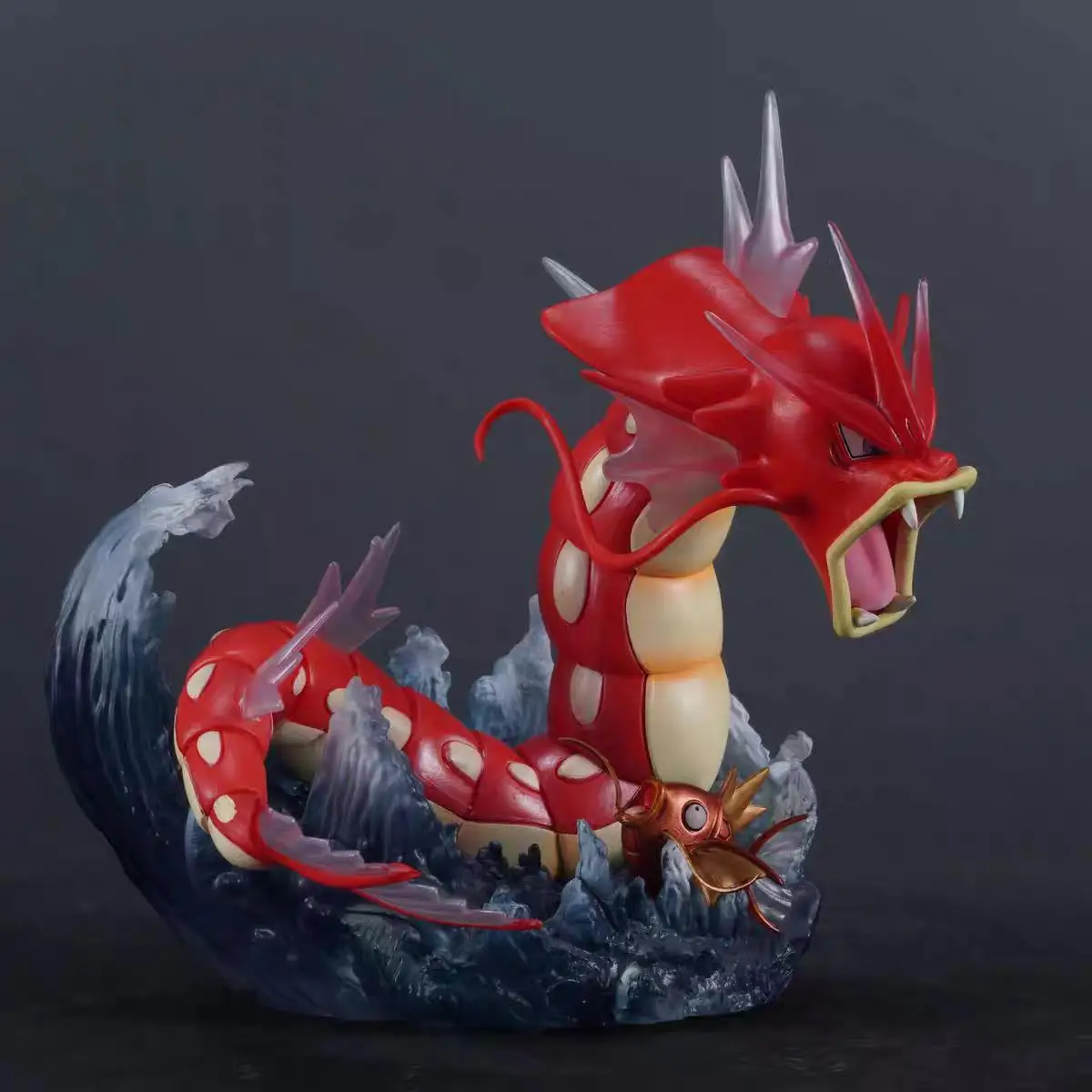 Figura de Pokémon Gyarados de 20cm/7,87 pulgadas, figura de Magikarp azul y rojo, colección periférica de Pvc, modelo de Hobby, adornos, juguetes, regalos