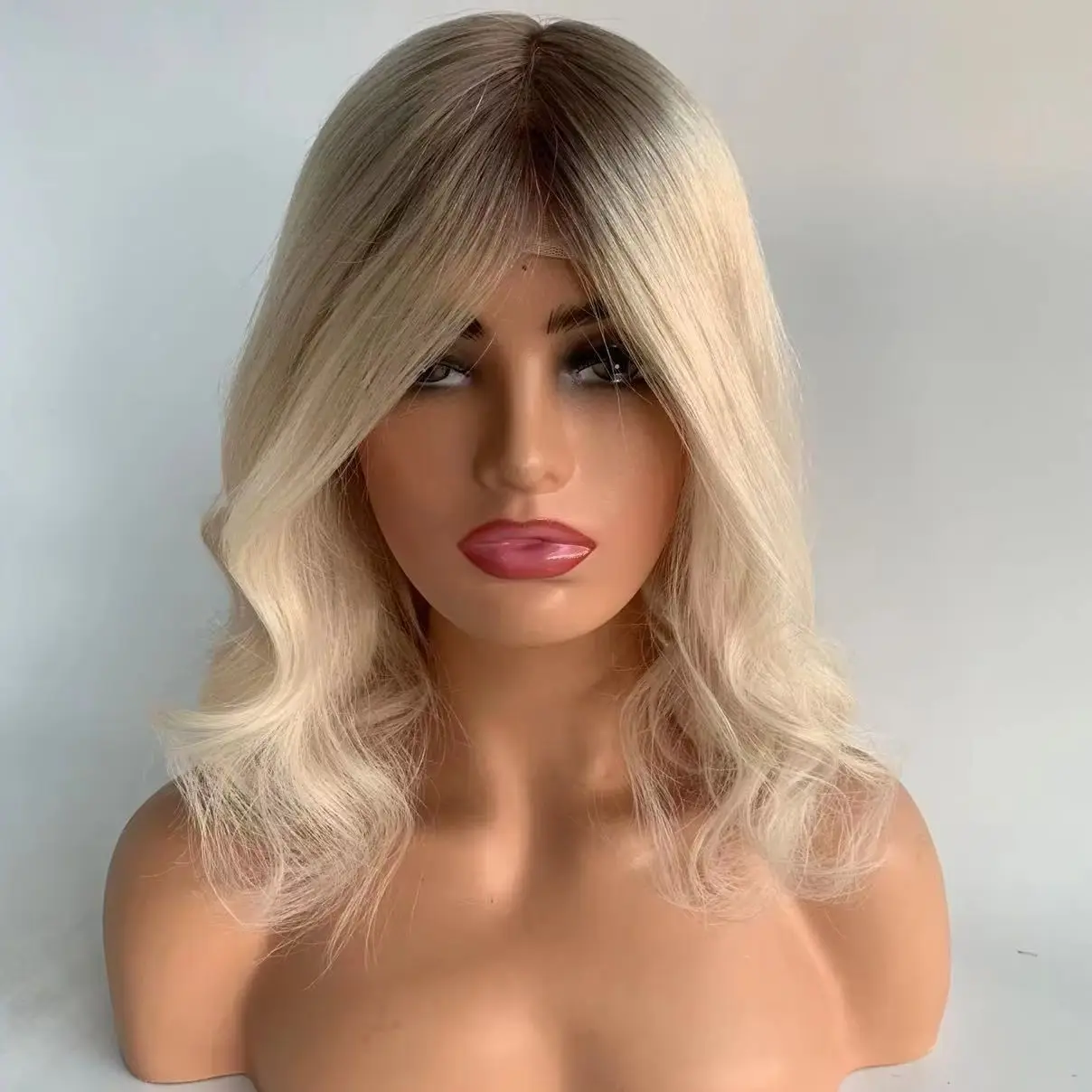 

7T60 Цвет Темных Корней Бесклеевой Шелковый Верх Силиконовая Основа Медицинский Парик Замена Европейские Человеческие Волосы Для Алопеции или Рака