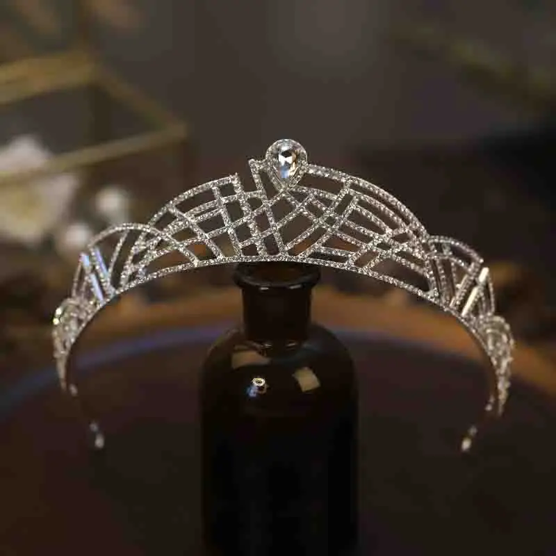 

CC Terndy Crown Wedding Accessories Women Headpiece Bridal Headdress Engagement Hair Ornaments 100% Handmade Crystal Tiaras HS06