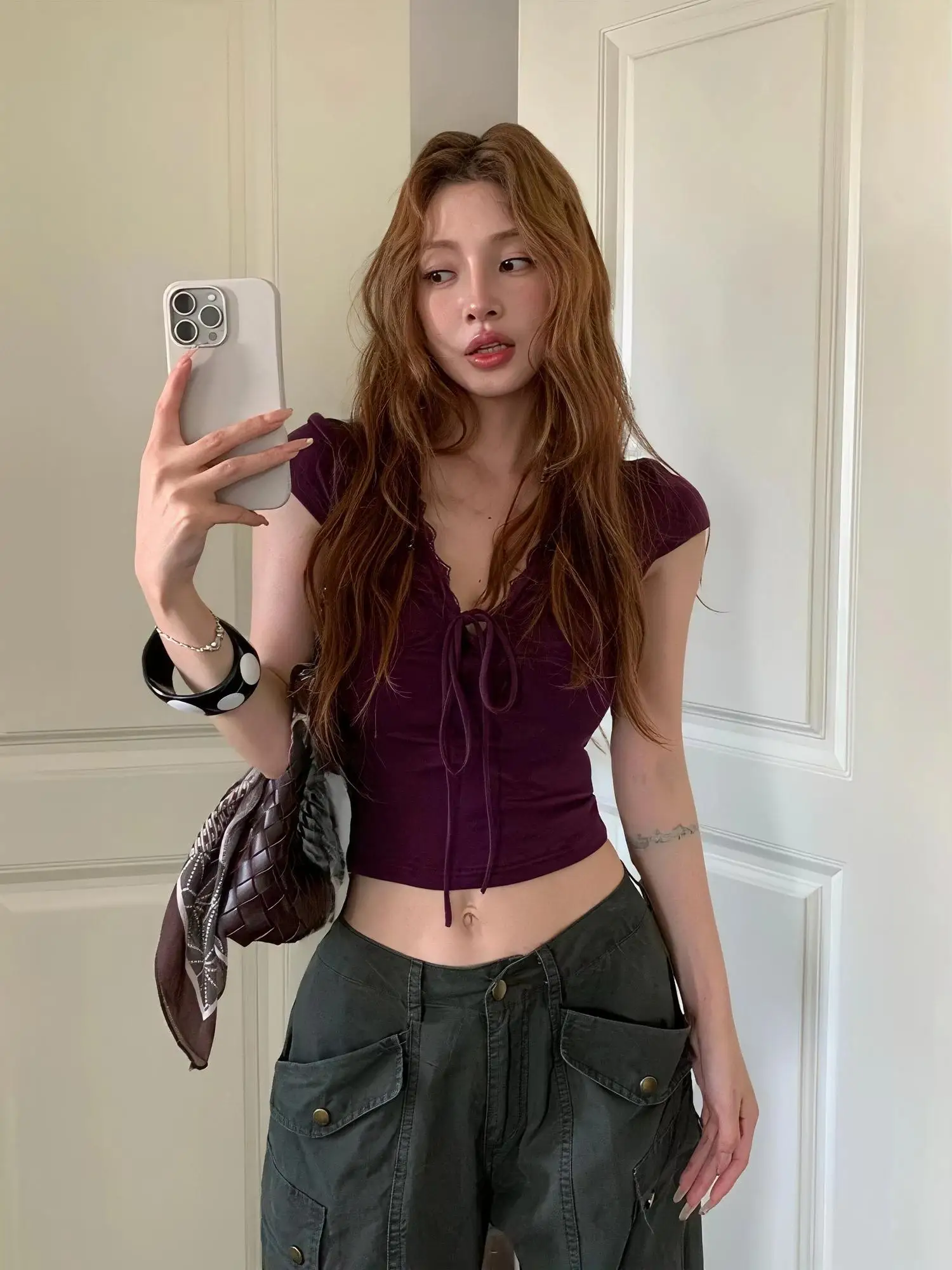 Women Y2K Wine Red Crop Top V Neck Lace Trim Tie Front Short Sleeve Slim Fit Sweet Coquette Casual Tee Shirt