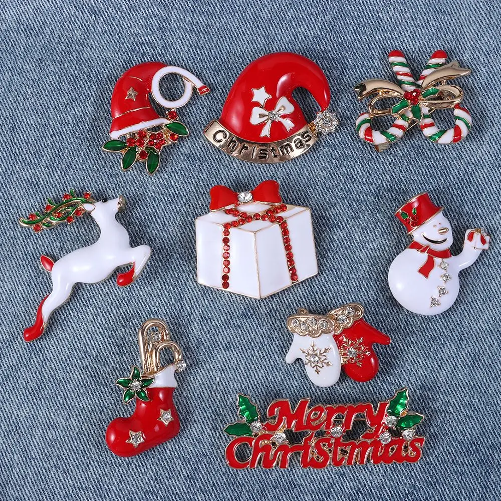 Women Tinplate Pins Merry Christmas Hat Decoration Jewelry Accessories Wreath Badge Denim Brooches Christmas Brooch Collar Pin