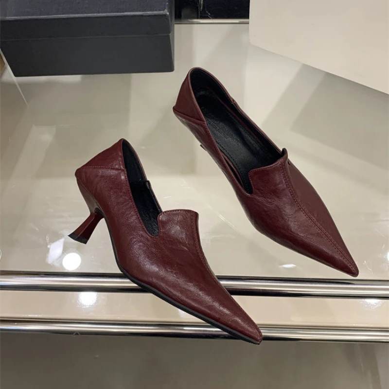

2026 Весенние женские офисные туфли-лодочки, пикантные туфли без шнуровки на тонком каблуке из мягкой кожи, женские вечерние модельные туфли с острым носком