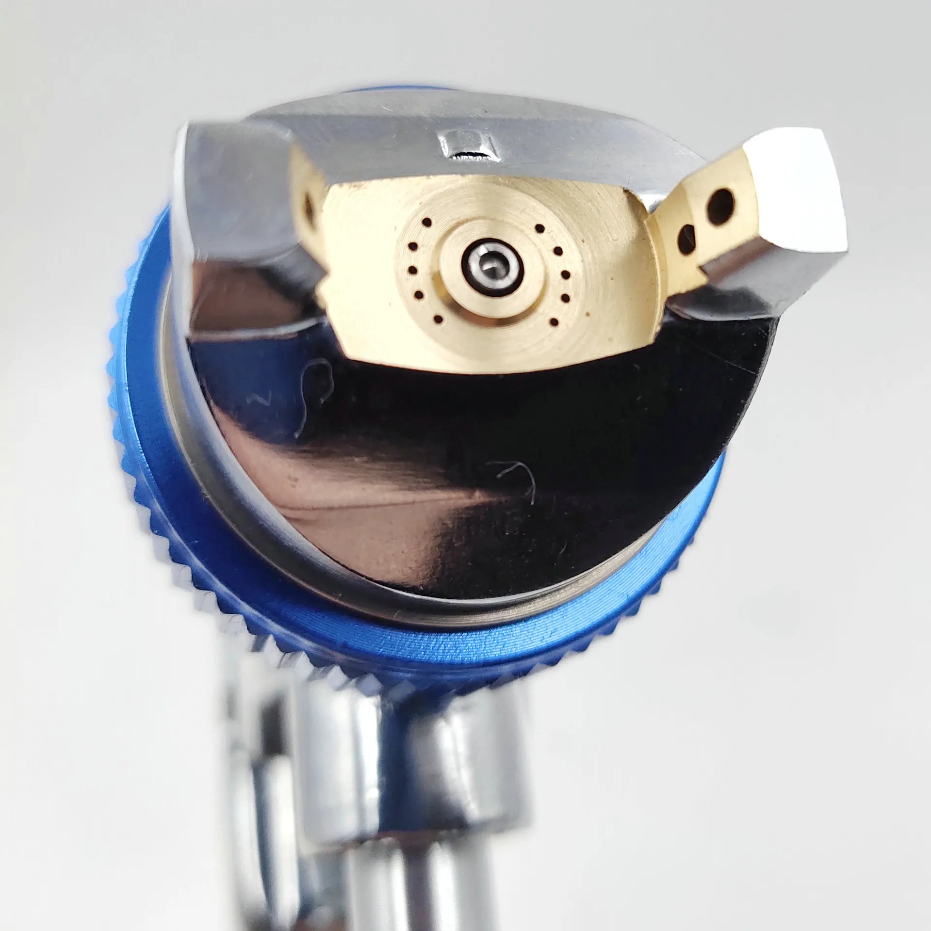 Paint Spray Gun High Atomization, Lower Pot 1.4/1 7/2.0 Caliber Low Pressure Spray Gun 206S Pneumatic Spray Gun