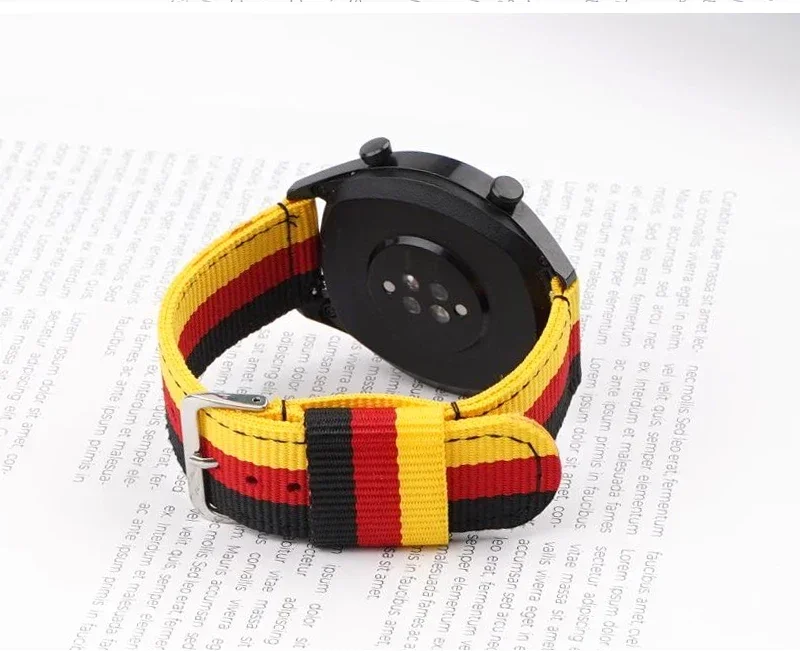 20mm 22mm Woven Nylon Strap for Samsung Galaxy Watch 6 4 5 Pro Quick Release Canvas Band for Huawei Watch GT 2/3 Amazfit GTS Bip