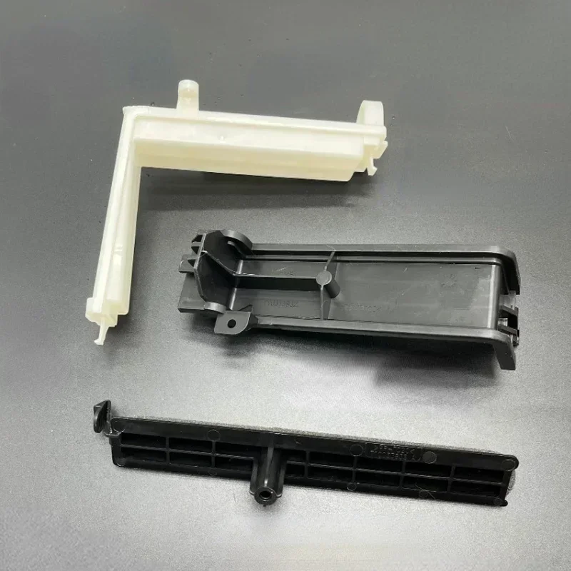 

Air Conditioning Filter Grid Opening Cover Element Cover Blower Plastic Cover Panel for Nissan Qashqai 2008-20 X-trail