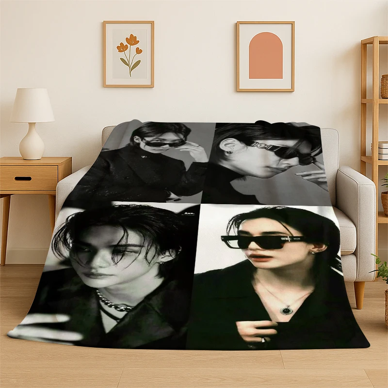 New Fashion Korean Group H-Hyunjin Flannel Throw Blanket,Warm Cozy Blanket for Bed,Sofa,Couch,Bedroom,Living Room,Office,Camping