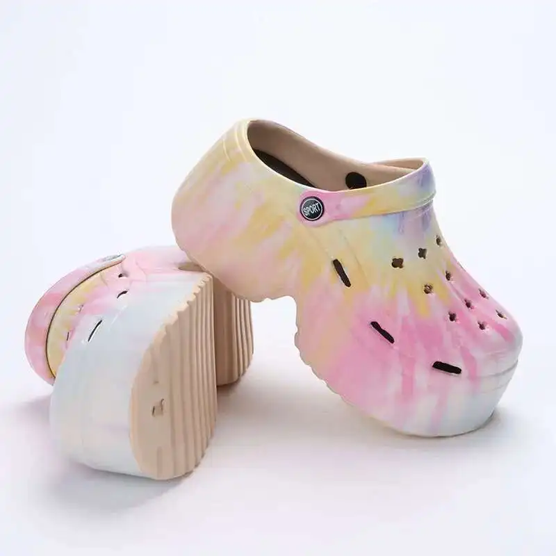 

9cm Thick Soled Garden Shoes Women's Thick Heels Cool Slippers Sandals Garden Shoes, Fashionable Outdoor Wear, Summer