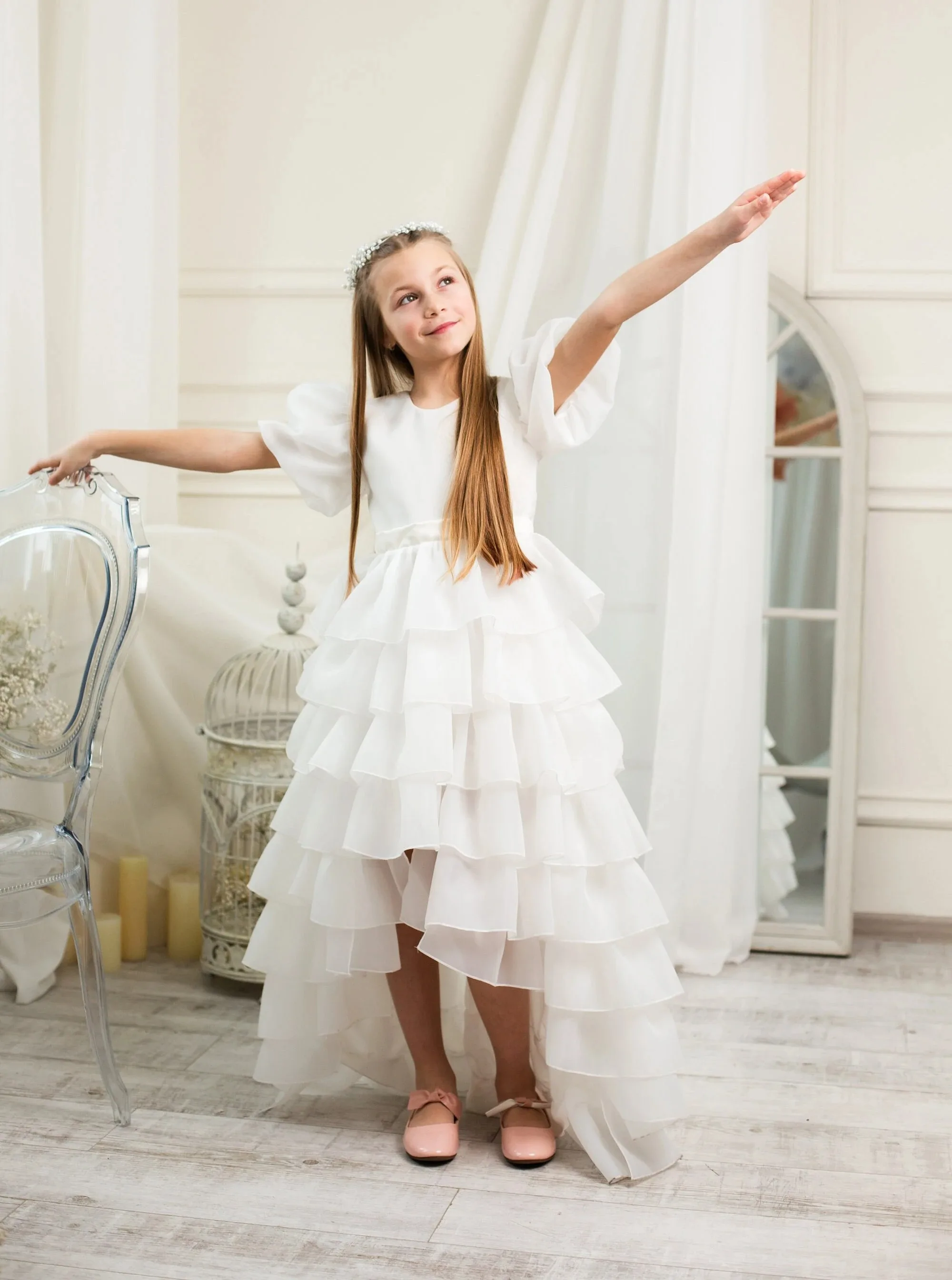 Girls white cascading ruffle flower girl dress square neck puff sleeves trailing long skirt wedding dress first communion formal