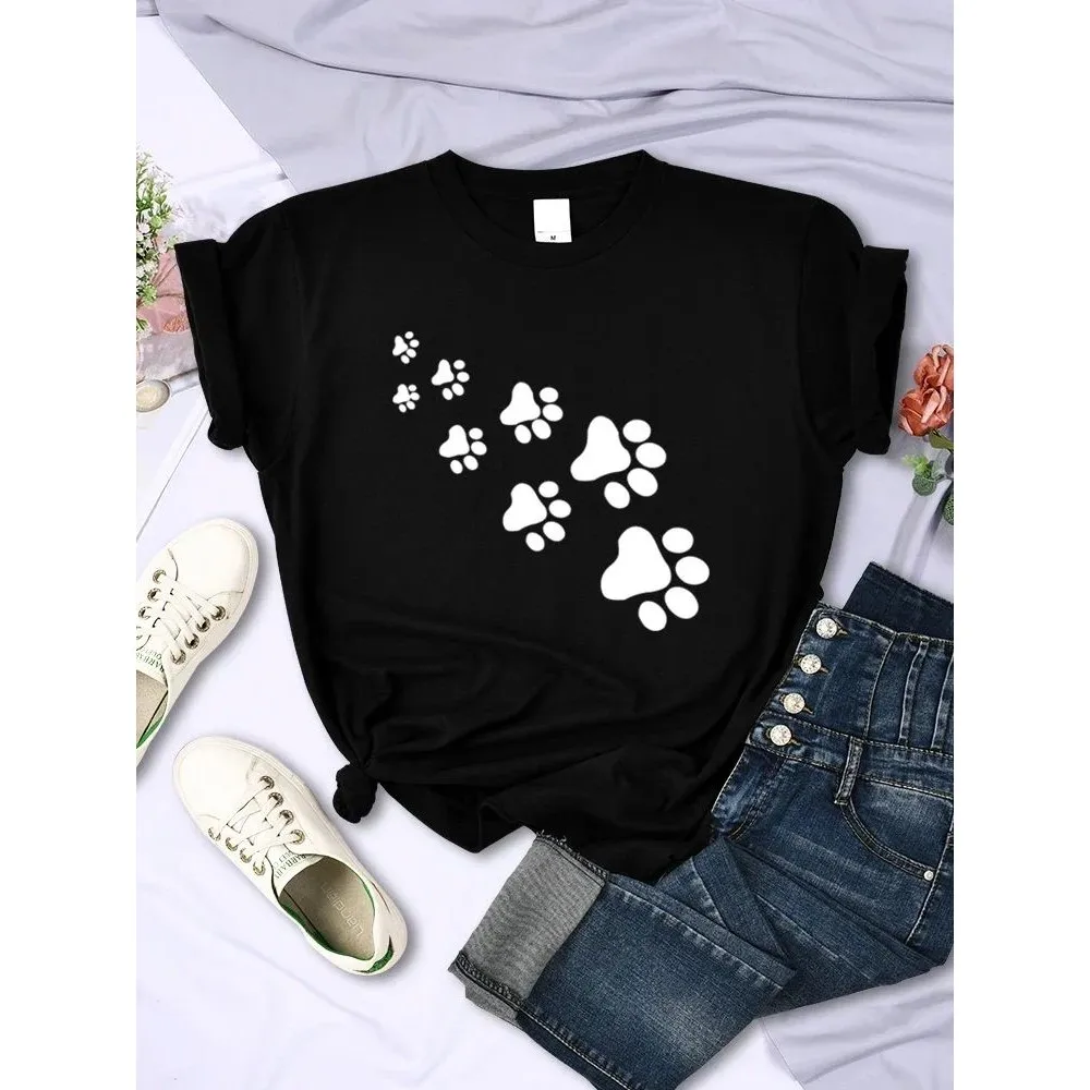 

White Paw Print Women's T-irt Summer Faion Casual Tee ex Autumn Season Classic Design Comfortable Cotton Top