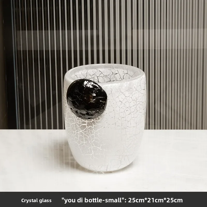 White cracked glazed flower ware Modern sales department Living room Coffee table Restaurant entrance Flower arrangement vase