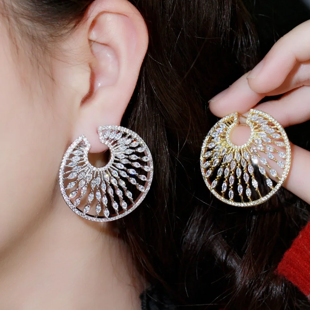 Earrings 2024 Trend New Disc Shape Drop Peacock Screen High Quality Cubic Fashion Trendy Gold Color for Women Wedding Jewelry