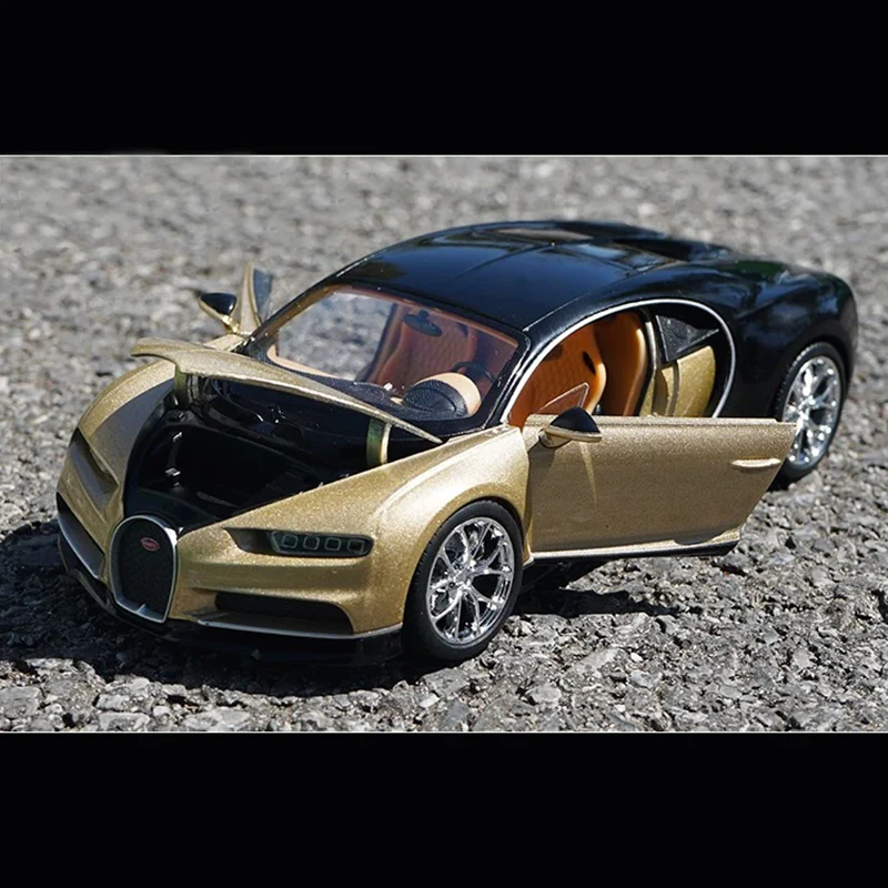 WELLY 1:24 Scale Chiron Alloy Car Model Static Collection Decorated Holiday Gifts Toys Souvenir Gift