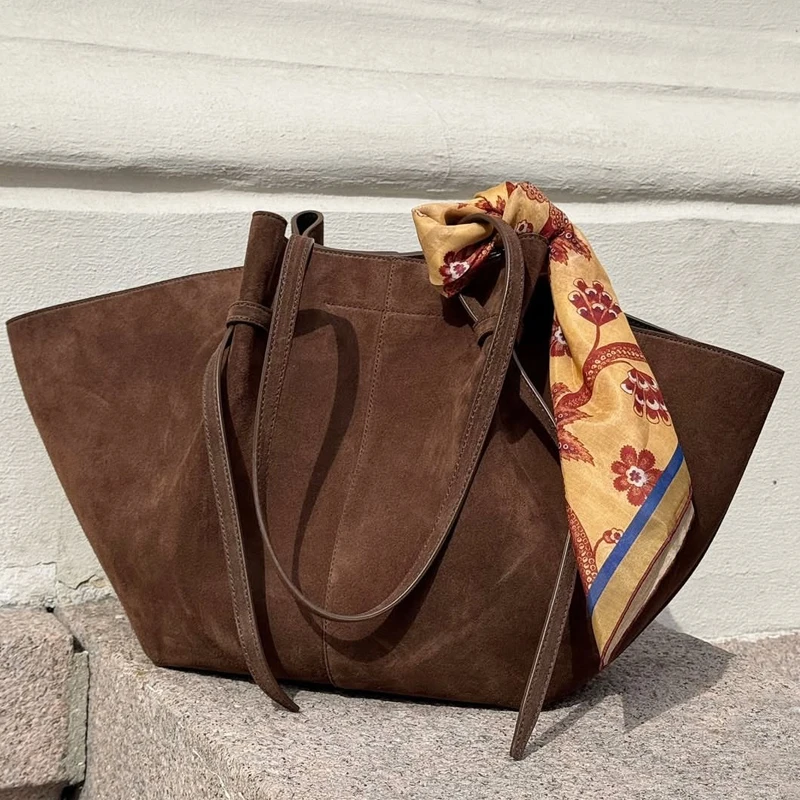 Thumbnail 4 - #77 Best Shopping Tote Bags to Buy In 2026