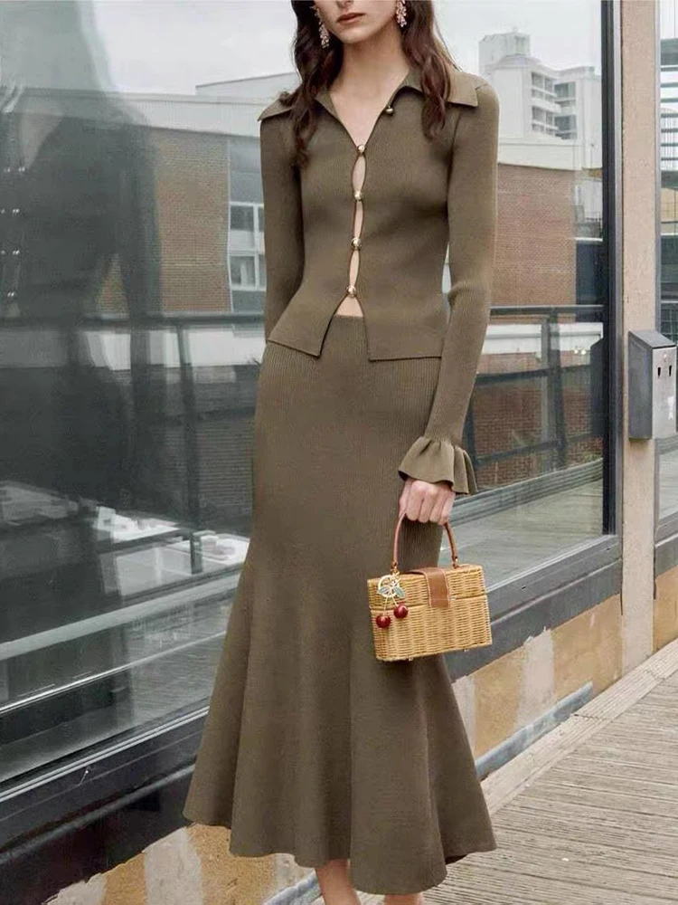 2026 New Design - French Dark Green Open-Weave Slimming and Aesthetic Sleeve Knitted Cardigan + Skirt Set for Women