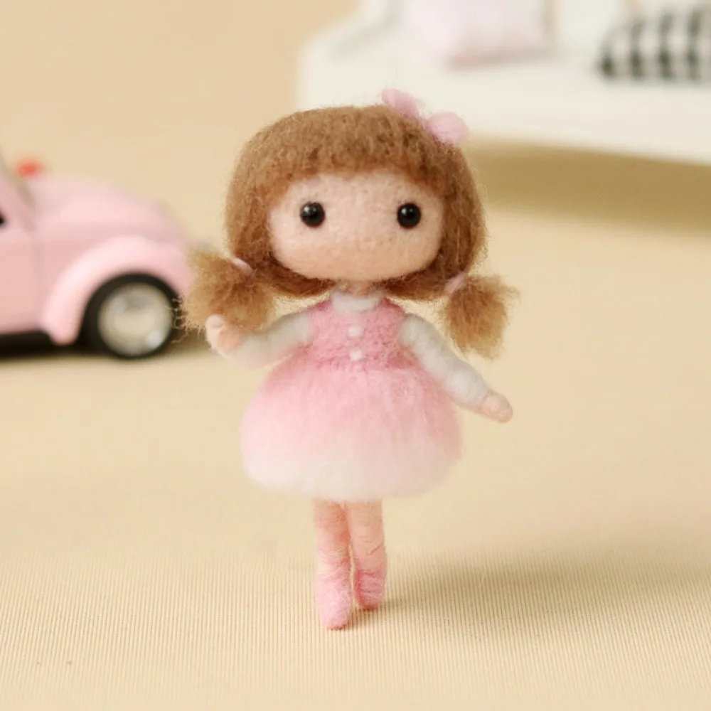 Handmade Toy Princess DIY Wool Felt Kit Unfinished DIY Doll Non Finished Boy and Girls Felt Kit Fun Material Bag