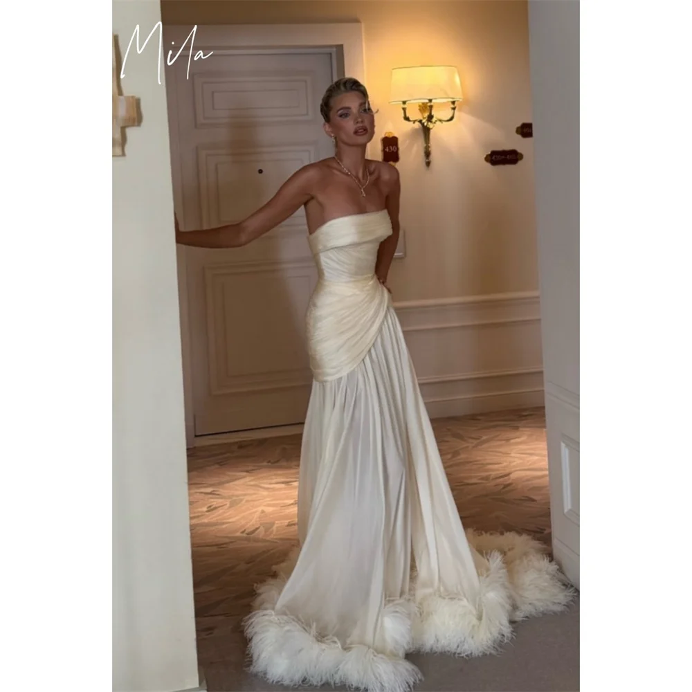 

Mila Elegant Strapless Customized Party Dresses Sexy Sleeveless Zip Prom Dresses 2025 Chic Feathers Court Train Evening Dresses
