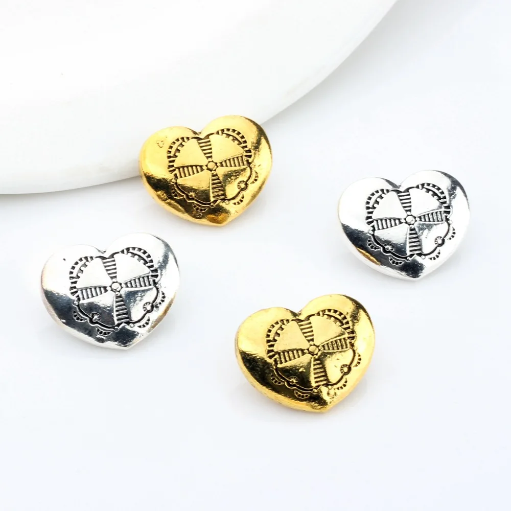 Zinc Alloy Button   Retro Heart Double Hole Connector Decorative Buttons Charms 3pcs/lot For DIY Jewelry Accessories