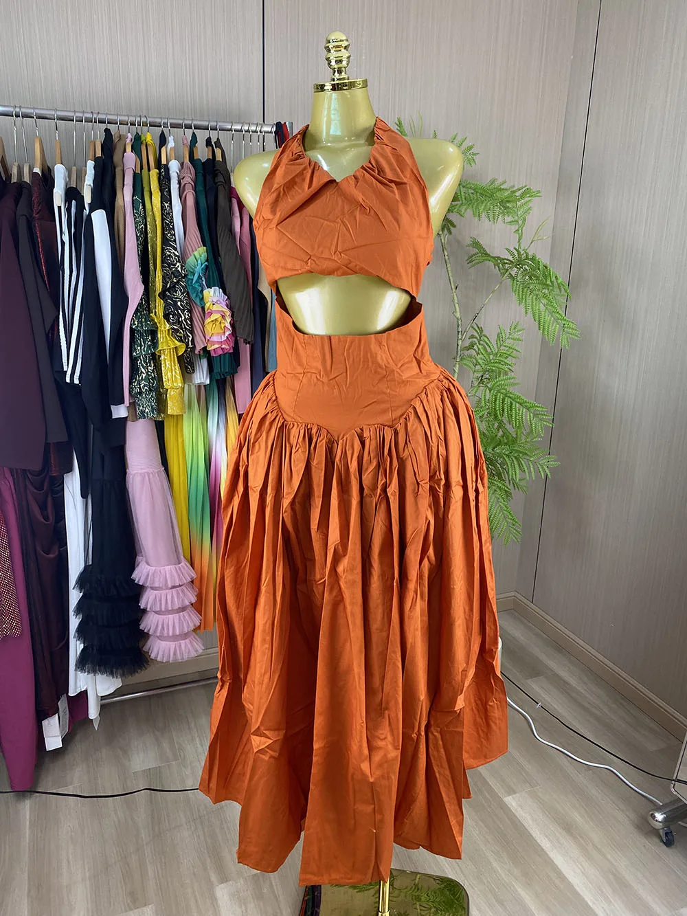 New Plus-Size Sleeveless Halter-Neck Cut-Out High-Waist Maxi Dress with Flared Skirt-GZXX1107