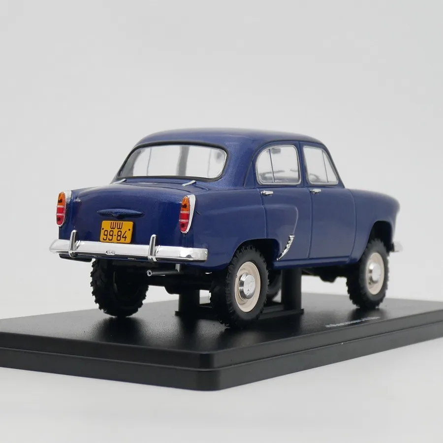 1:24 Scale Moskvich 410 Alloy Car Model Collection Ornaments