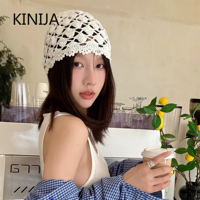 Korean Sle Hand-Knitted Thin Cap Hollow Out Hat for Women All Season Make Your Face Look Smaller Accessory Pullover Hat Breath