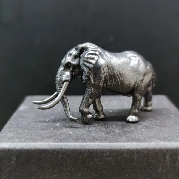 Solid Brass Antique-Finish Mini Mammoth Figurine Fortune-Attracting Craft Decor for Fish Tank Landscaping Desktop Home